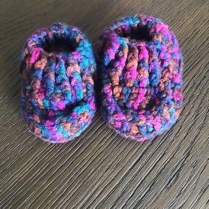 Crochet baby slippers